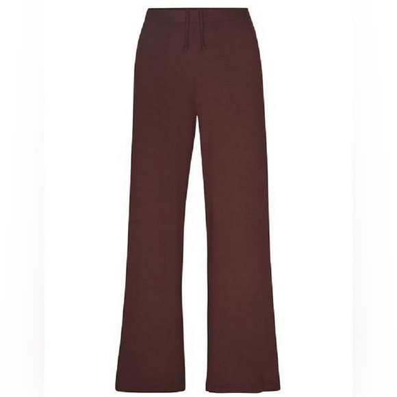 SKIMS SOFT LOUNGE SLEEP SET COCOA XS - Picture 6 of 10